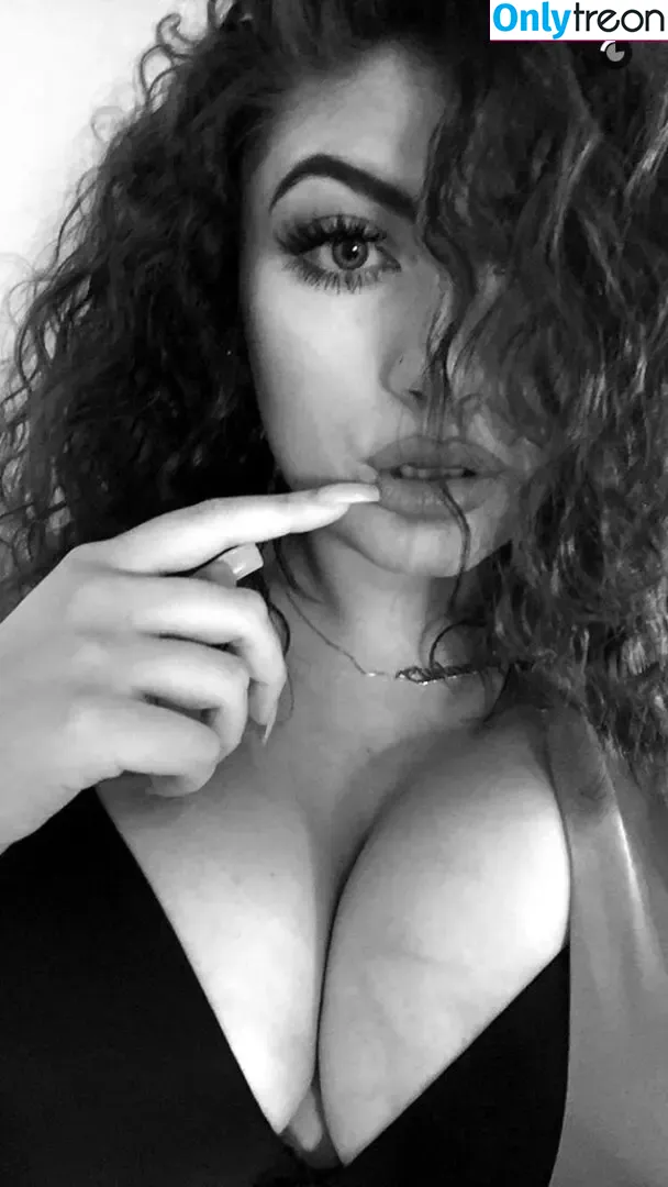 Anahit Abeshyan голая photo #0001 (__nanikkkk__)