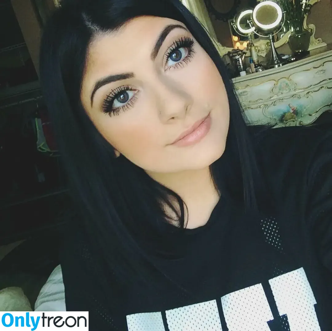 Anahit Abeshyan голая photo #0012 (__nanikkkk__)
