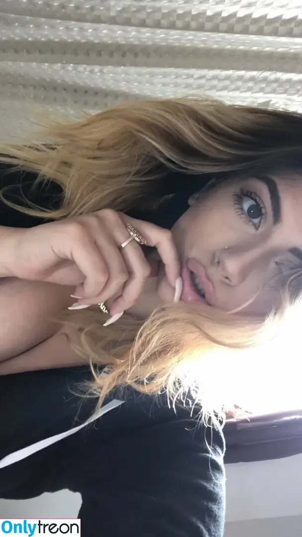 Anahit Abeshyan голая photo #0034 (__nanikkkk__)