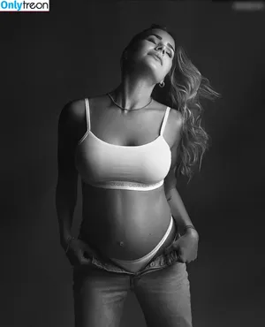 Anahita Rehbein / anahitarehbein nude photo #0021