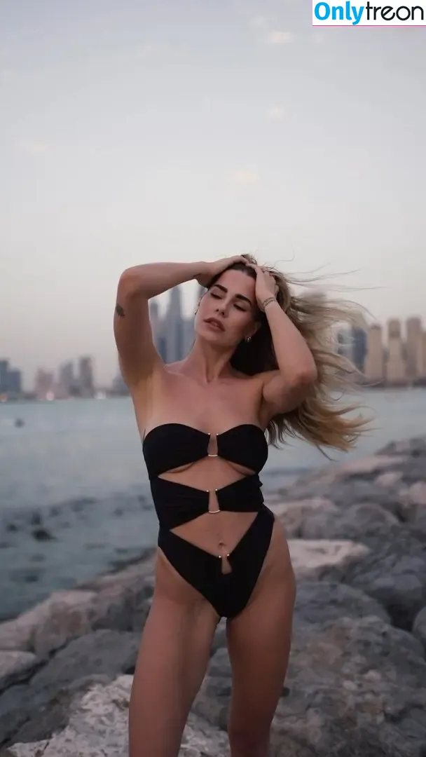 Anahita Rehbein голая photo #0041 (anahitarehbein)