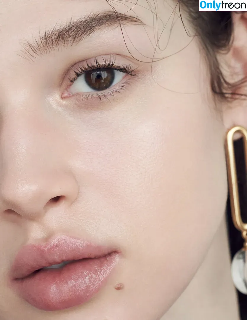 Anais Pouliot голая photo #0005 (anais_pouliot)