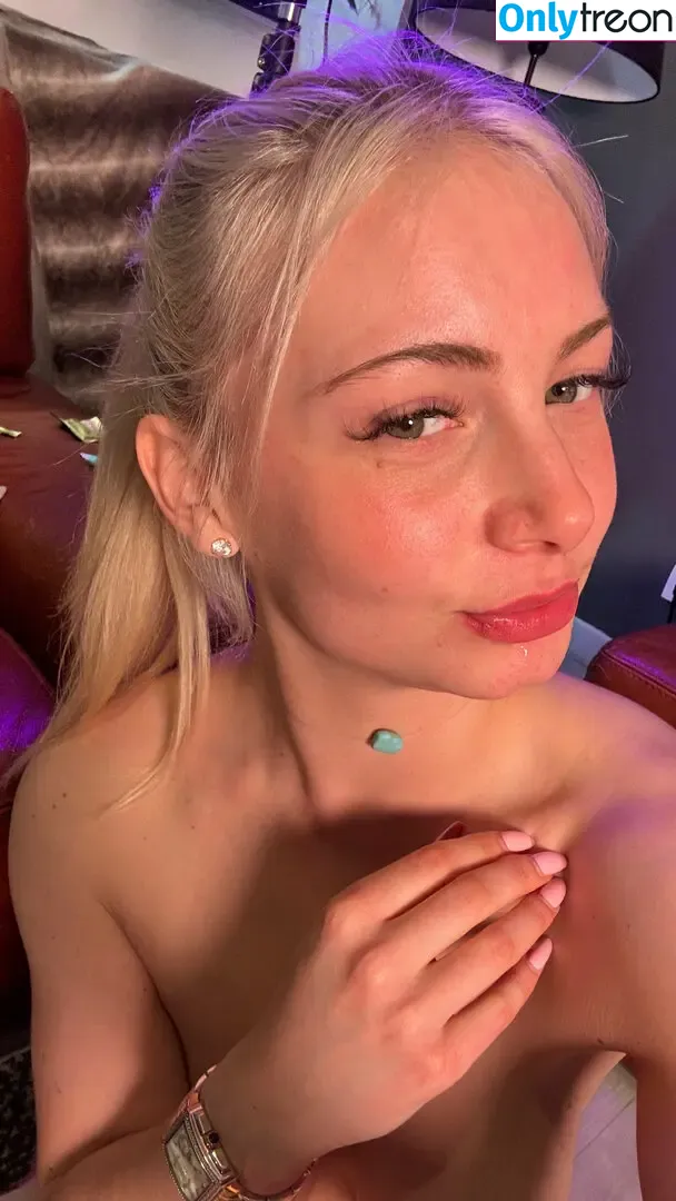 anaisjovanovic nude photo #0078 (anaisjovanovic)