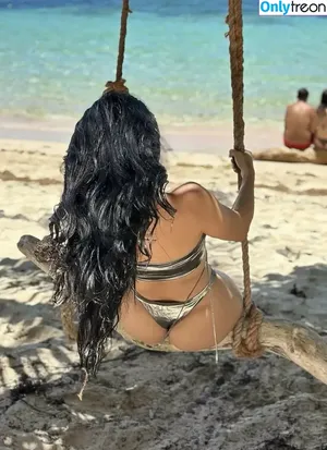 Anakarina Millan / anakarinamillan93 / anakmm nude photo #0054
