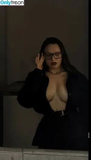 Anakirichenk / anafioreo / anakirichenko nude photo #0003