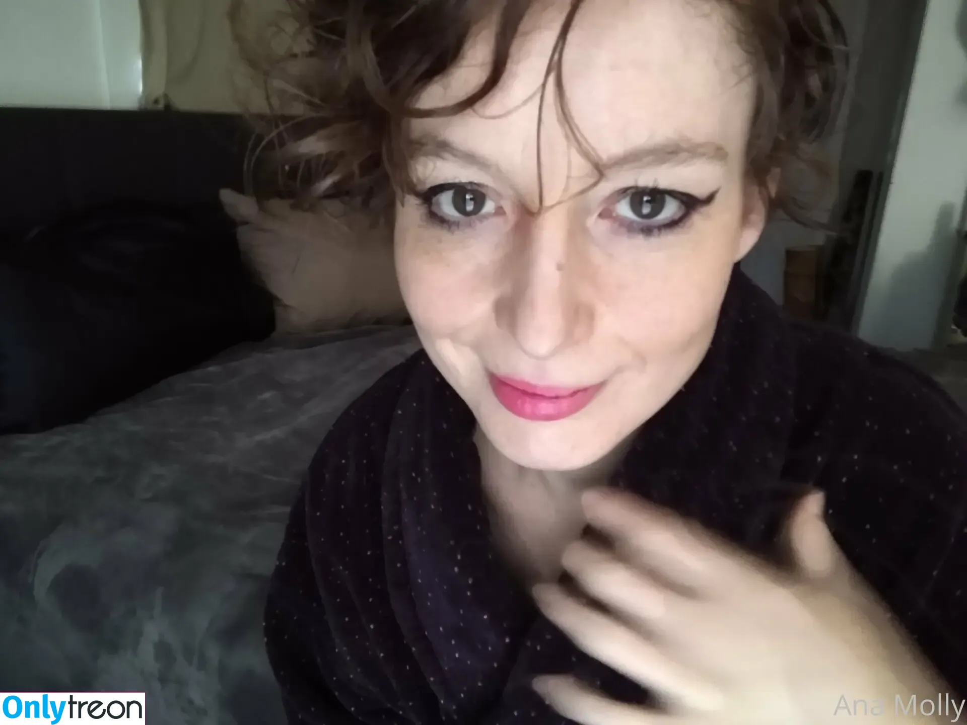 anamolly nude photo #0001 (ana_molly3)