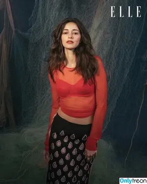 Ananya Pandey / ananyapanday nude photo #0001