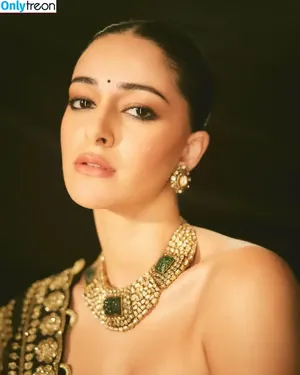Ananya Pandey / ananyapanday фото голая #0146