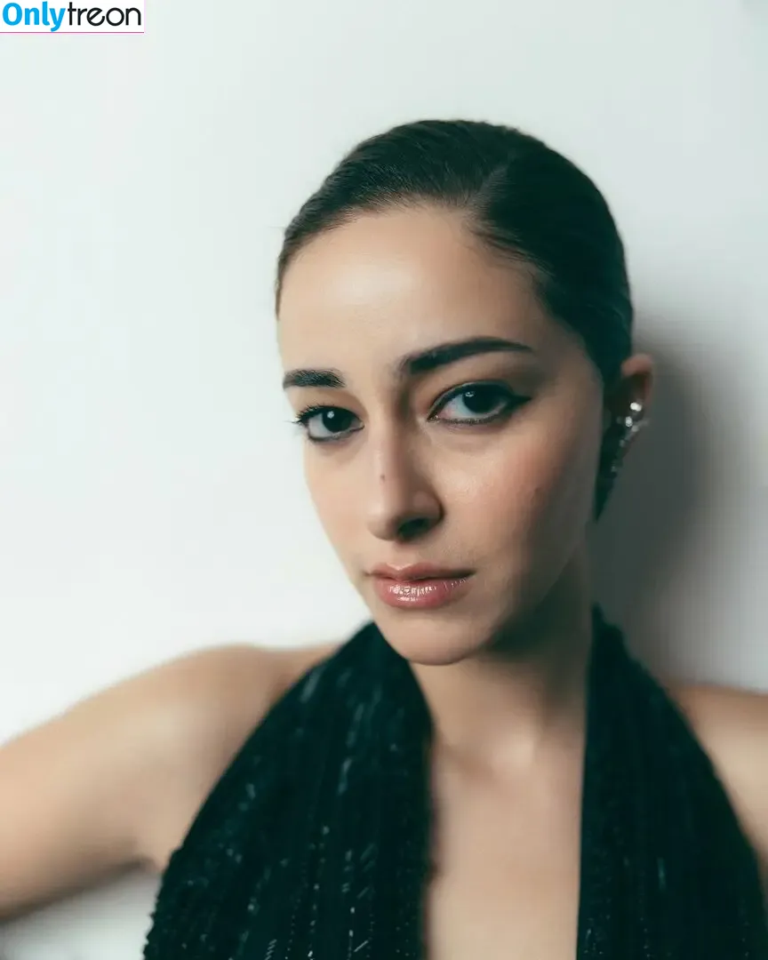 Ananya Pandey nude photo #0030 (ananyapanday)