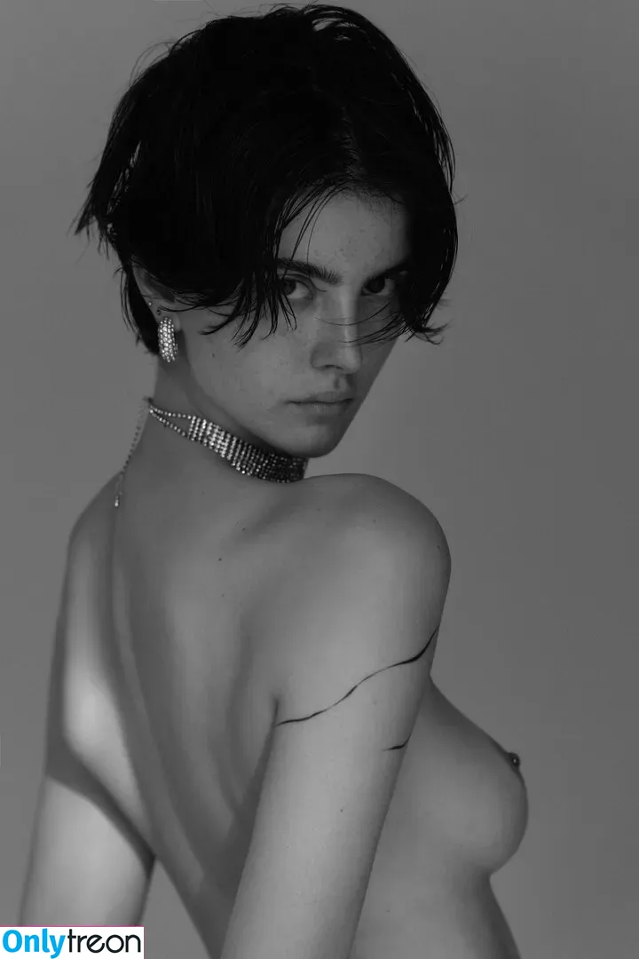 Anastasia Jovanovic nude photo #0049 (anaxjovana)