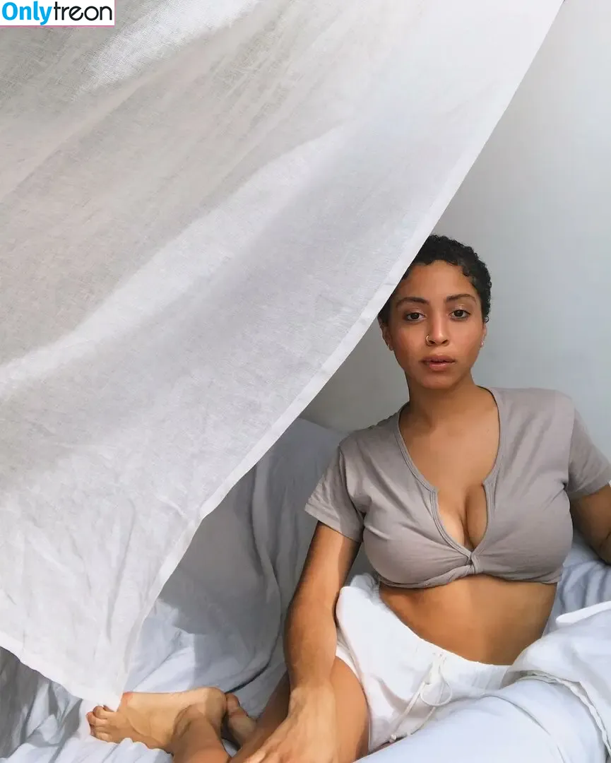 Anastasia Lovera nude photo #0030 (mightymorphinz)