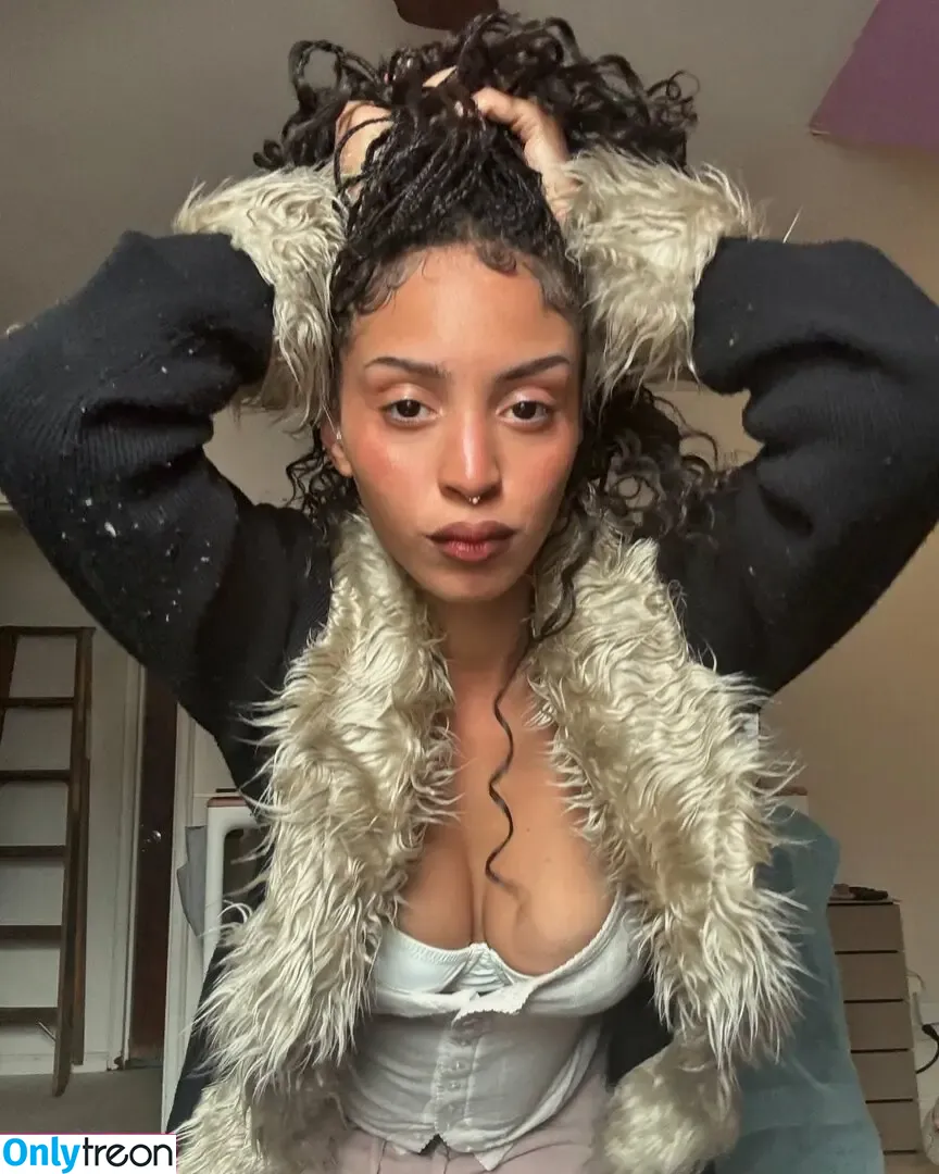 Anastasia Lovera nude photo #0037 (mightymorphinz)