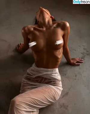 Anastasia Trusova / Mad.Anastasia / anastasiatrusova / tru_anasstasia nude photo #0004