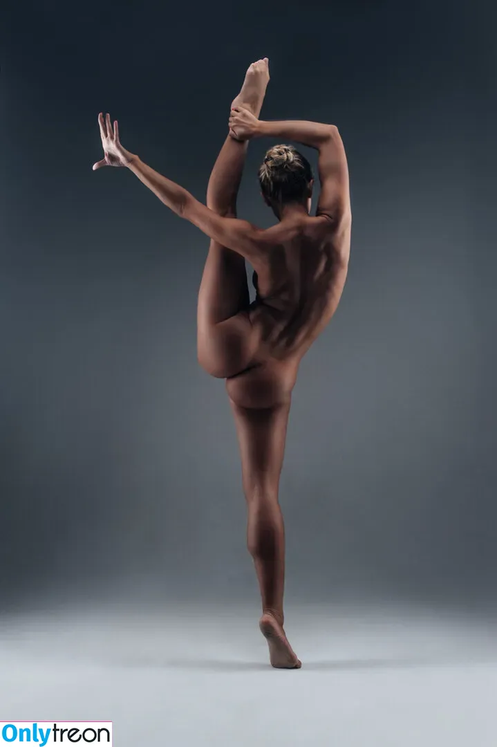 Anastasia Zavistovskaya голая photo #0025 (flex-anastasia / stretch__me)