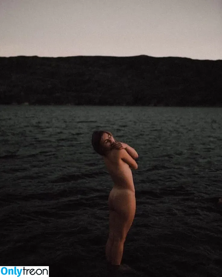 Anastasiya Bondarets nude photo #0004 (anas_394 / fromasya)