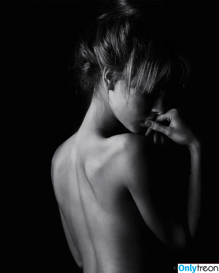 Anastasiya Scheglova голая photo #0031 (anastasiyascheglova / brikoly.ru)