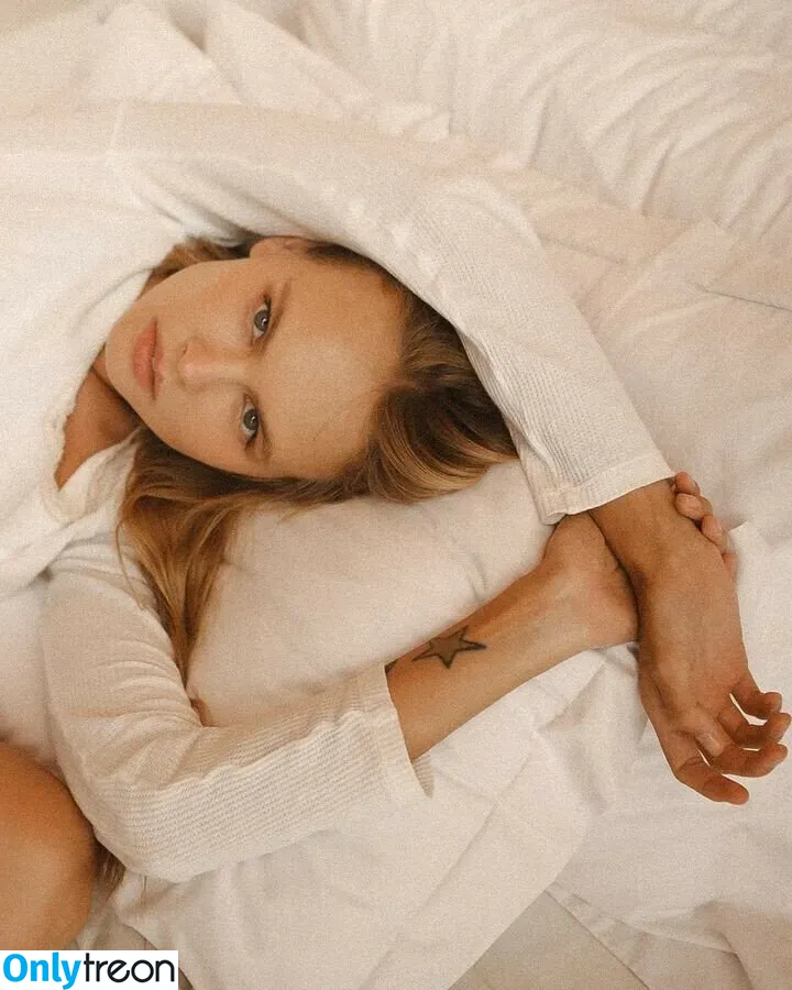 Anastasiya Scheglova nude photo #0227 (anastasiyascheglova / brikoly.ru)