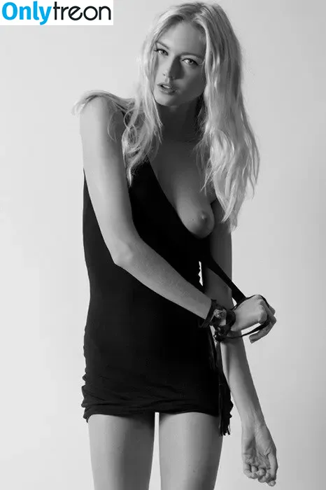 Anastassija Makarenko nude photo #0030 (Anastassija Makarenko)
