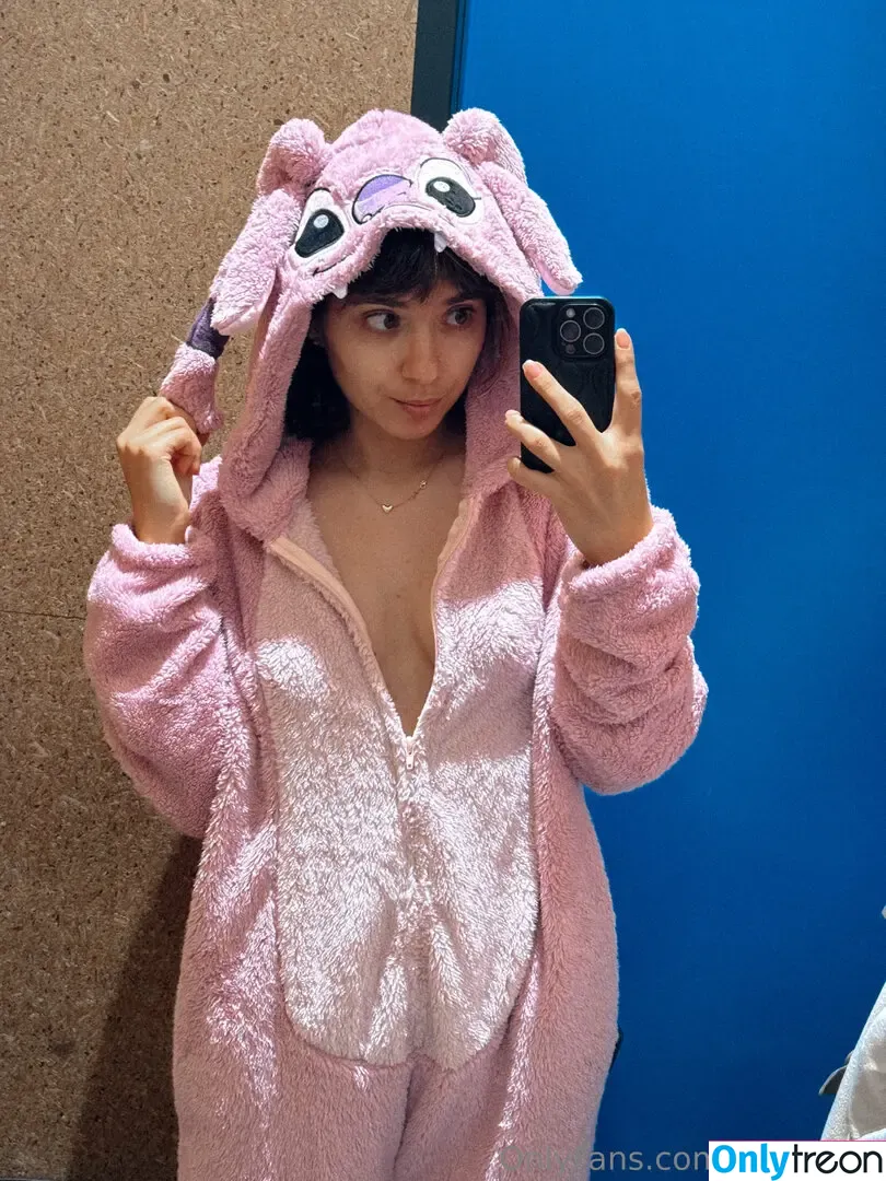 Anastetik nude photo #0057 (anastetik_)