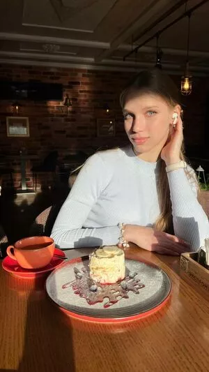 Anasteysha / aanasteyshaaa / anasteysha_bym / nastati0n / nastation фото голая #0327