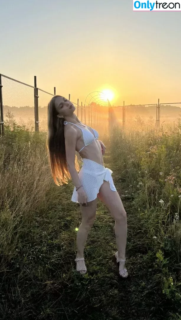 Anasteysha голая photo #0373 (aanasteyshaaa / anasteysha_bym / nastati0n / nastation)