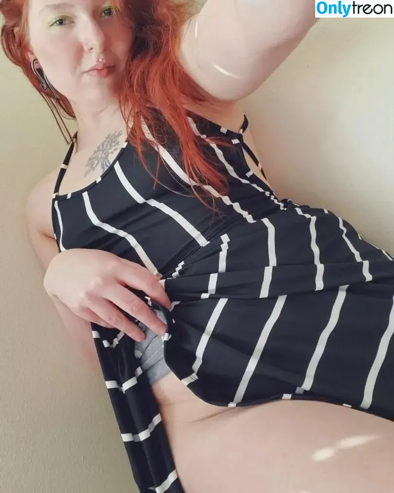 AnatomyLove nude photo #0003 (mistressofmagic / venusmagicandmysteries)