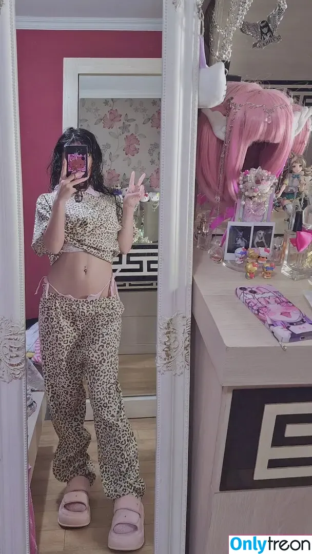 Anayami nude photo #0373 (_anayami / lilbunbunny)