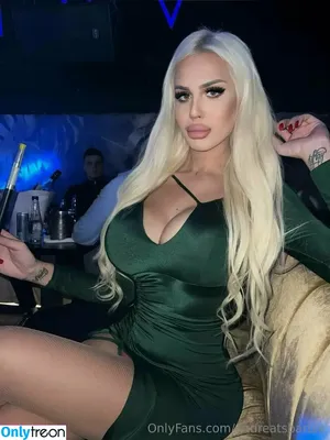 andreatsbarbie / andreabarbiiee nude photo #0008
