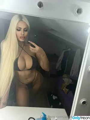 andreatsbarbie / andreabarbiiee nude photo #0017