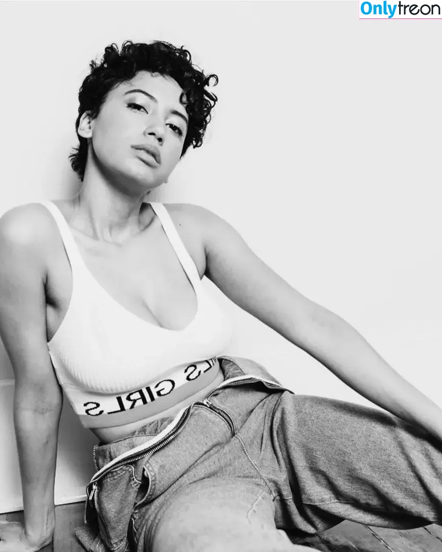 Andy Allo nude photo #0259 (andyallo)