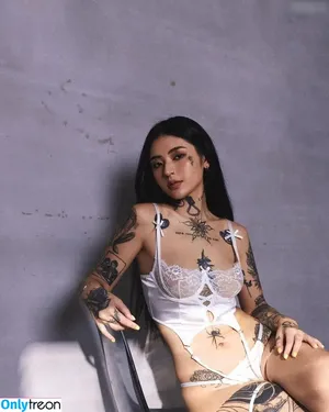 Andy_Blossom nude photo #0008