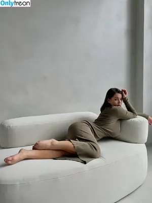  nude photo #0005