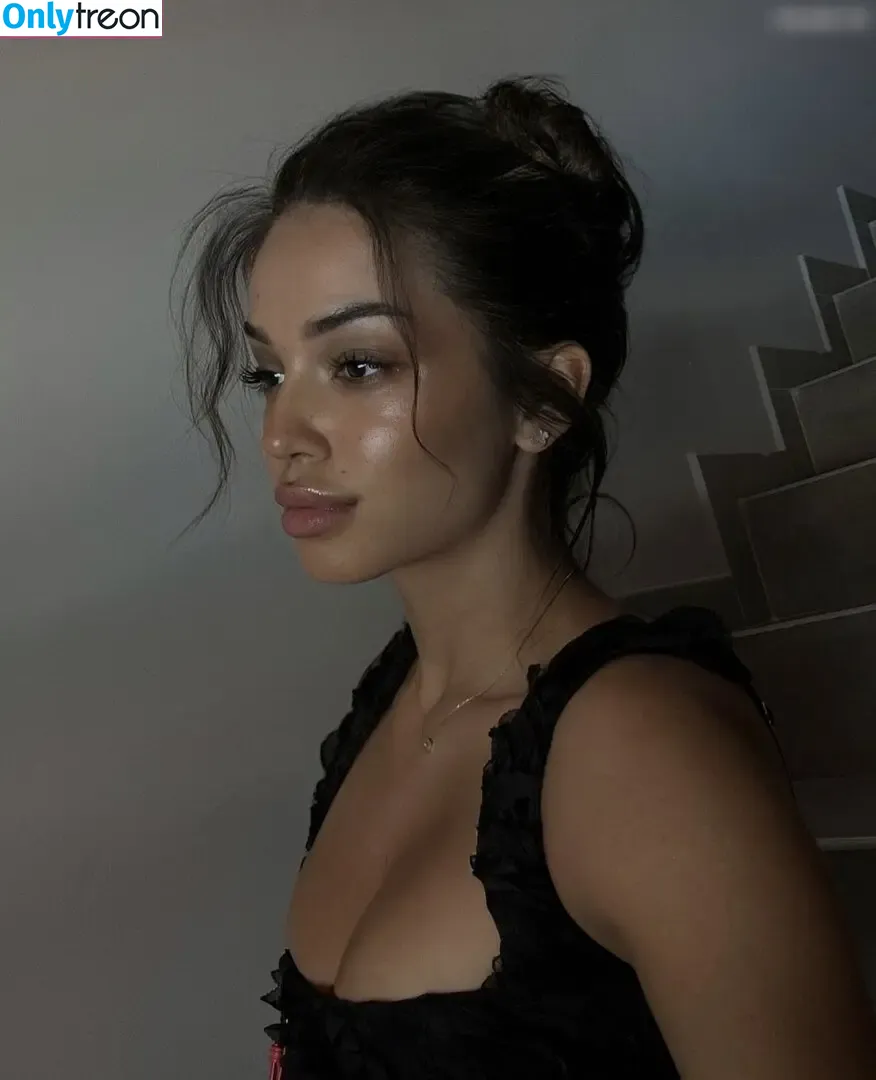 Anđela Ignjatović - Breskvica nude photo #0032 (brrrreskvica)