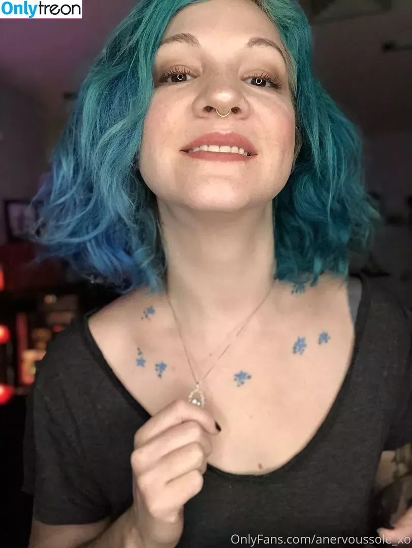 anervoussole_xo nude photo #0071 (ivealwaysbensolo)