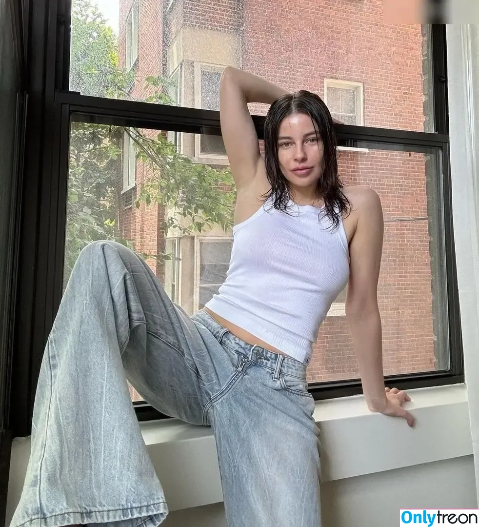 Anfisa Letyago голая photo #0052 (anfisaletyago)