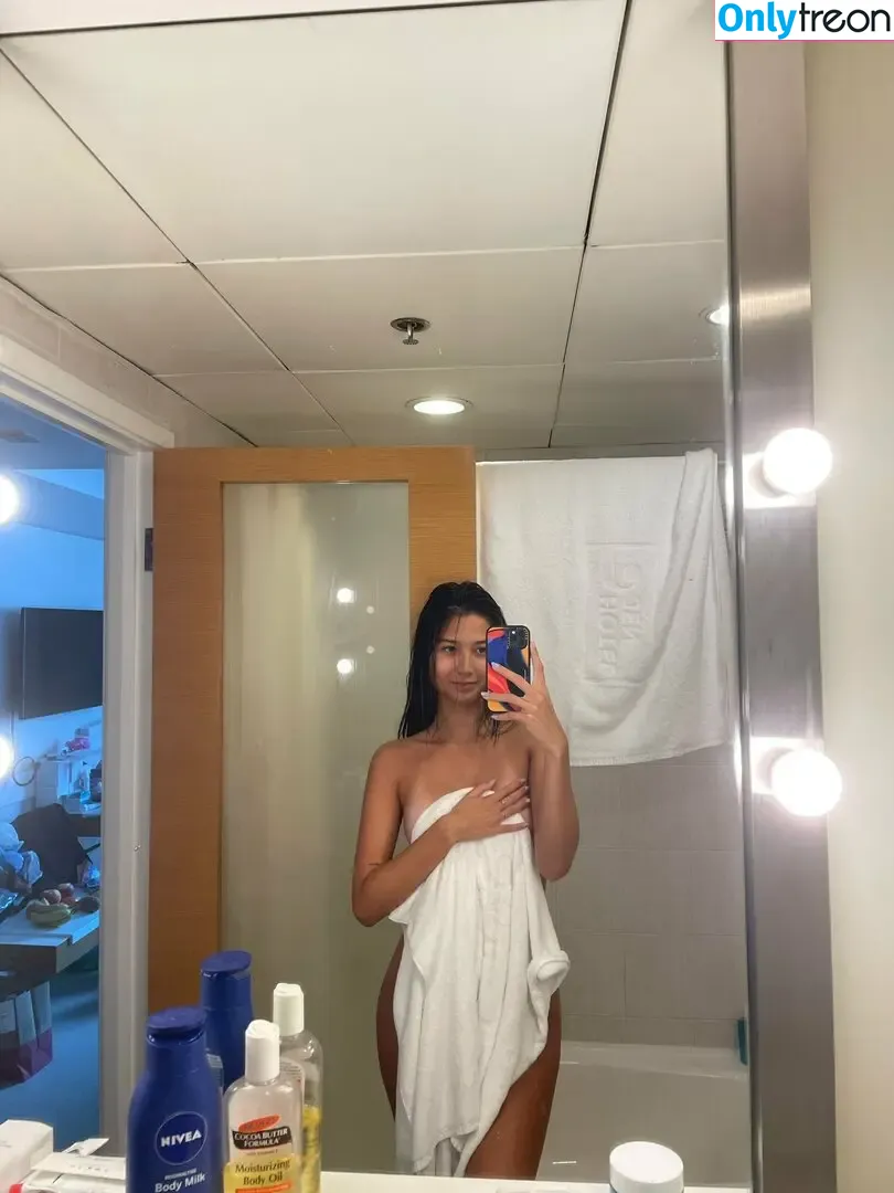 angadobo nude photo #0064 (angadobo)