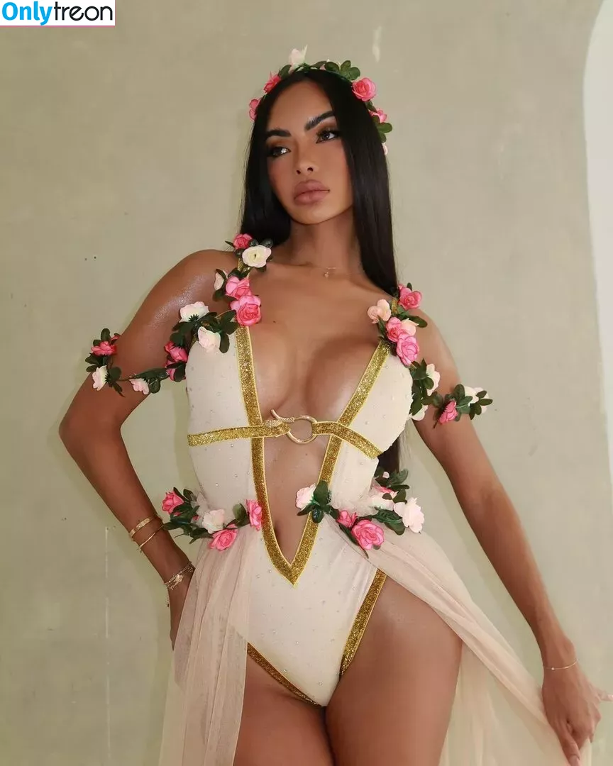 Angela Castellanos nude photo #0045 (angelacastellanos / angelacastellanoss)