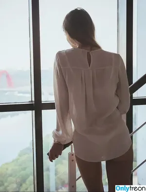 Angela Nikolau / angela_nikolau фото голая #0011