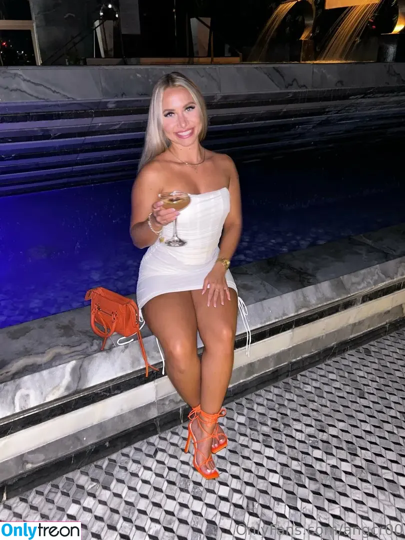 Angelacandiceee nude photo #0012 (angcr00)