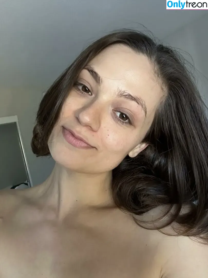 angeleven nude photo #0080 (Anaïs / ShiftAccomplished579 / angeleleven)
