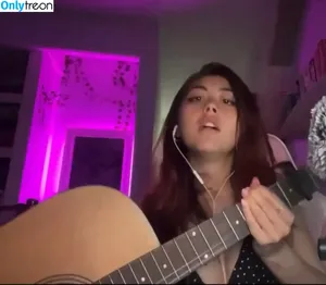 Angelic Lofi ASMR / angelic.lofi nude photo #0152