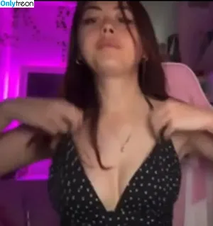 Angelic Lofi ASMR / angelic.lofi nude photo #0160