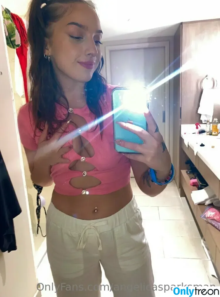 angelicasparksman nude photo #0031 (angelicapacombe)