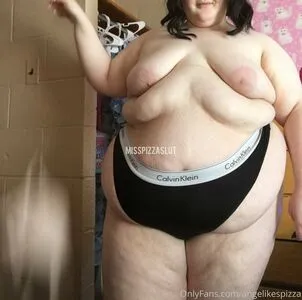 angelikespizza / angepizza nude photo #0020