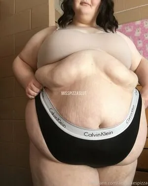 angelikespizza / angepizza nude photo #0022
