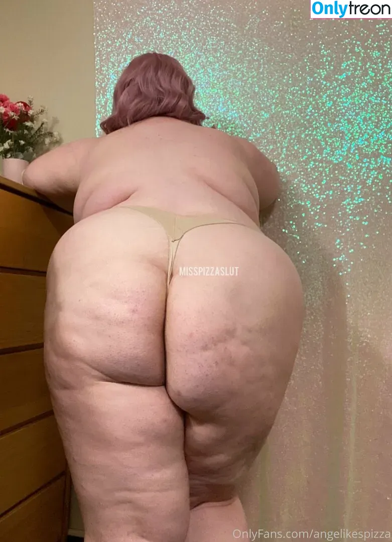 angelikespizza nude photo #0048 (angepizza)