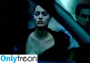 Angelina Jolie / angelinajolie nude photo #0389