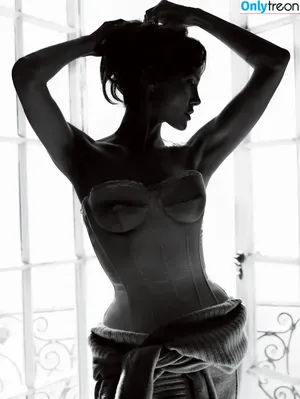 Angelina Jolie / angelinajolie nude photo #0521