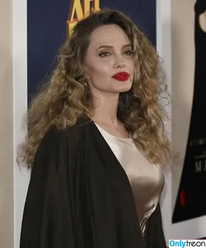 Angelina Jolie / angelinajolie фото голая #0583