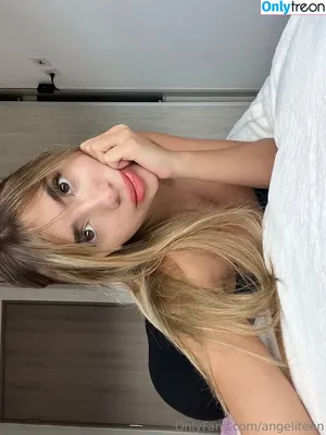  nude photo #0012